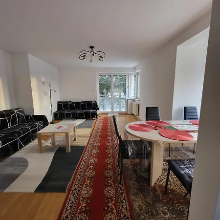 Warszawa, Maszynowa Apartmán