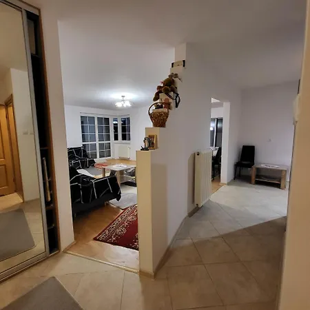 Apartmán Warszawa, Maszynowa