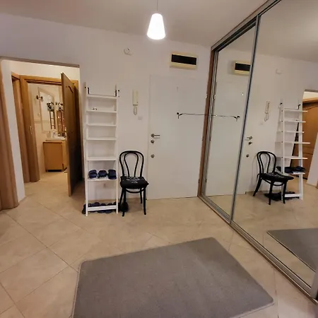 Apartmán Warszawa, Maszynowa Varšava